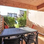 Amazing In With Wifi Apartman